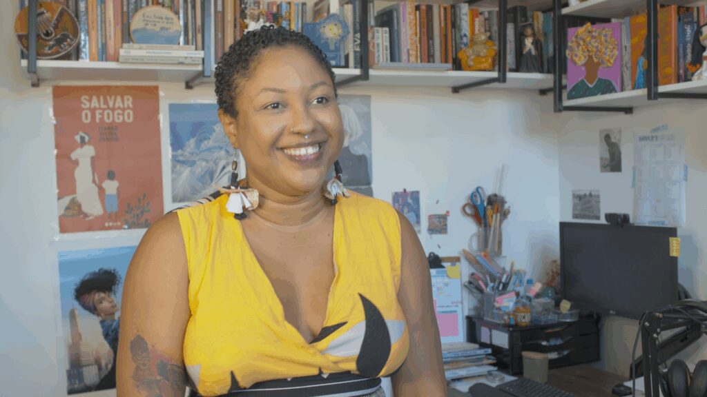 https://www.pretessencias.com.br/cultura/documentario-cartografia-de-nos-celebra-diversidade-literaria-de-mulheres-negras-na-bahia/