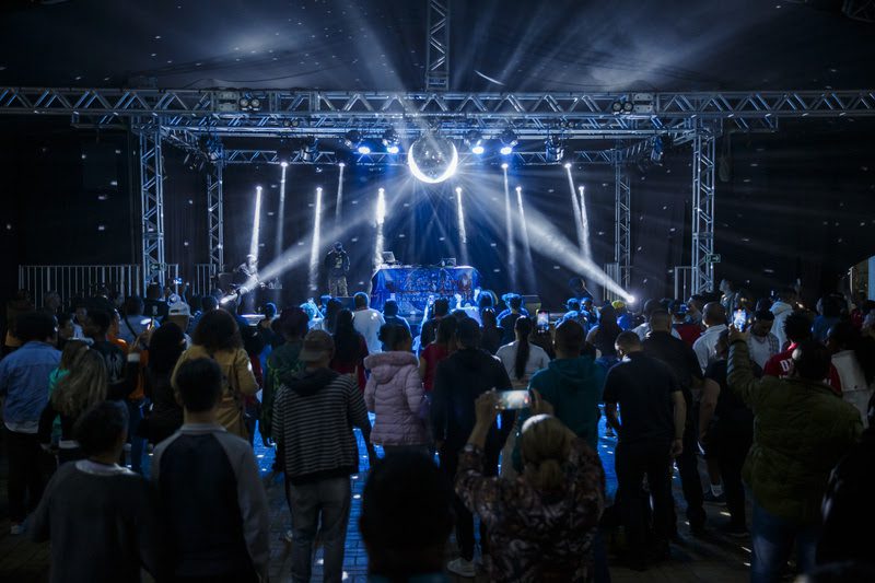 Equipe Black Mad se apresenta gratuitamente no dia 30 de maio, sexta-feira, às 20 horas, no Sesc Campo Limpo