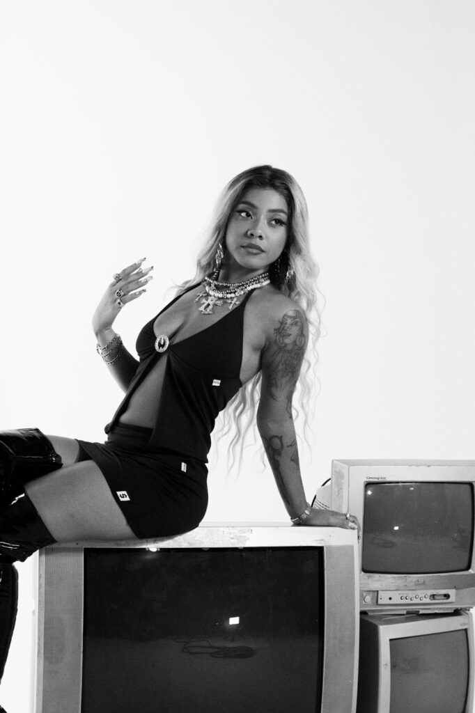 Ajulia Costa