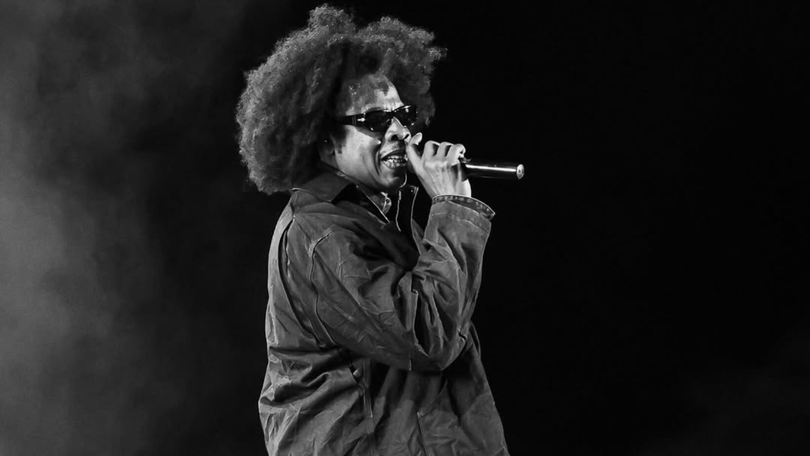 Jay-Z volta aos holofotes com freestyle de quatro minutos