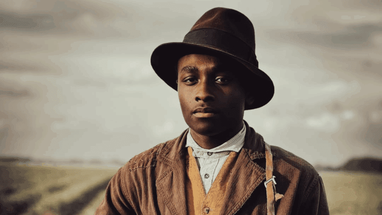 Miles Caton e seu personagem Sammie abrem de forma instigante o novo filme de Ryan Coogler, o ótimo "Pecadores" (Sinners).