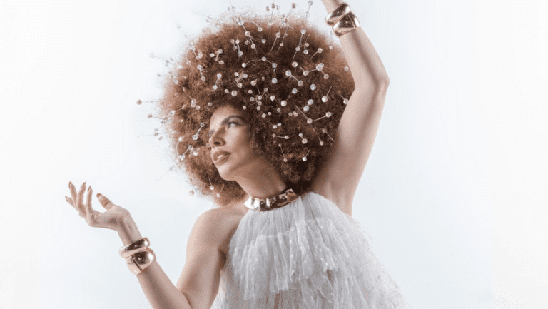 Vanessa da Mata anuncia sua nova turnê: "Todas Elas"