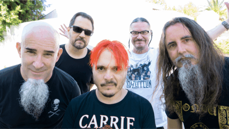O originalíssimo Mr. Bungle rompeu a barreira da cena indie em 2020, quando o trio Mike Patton, Trey Spruance e Trevor Dunn, uniu-se ao guitarrista do Anthrax, Scott Ian, e ao ex-baterista do Slayer, Dave Lombardo, para revisitar sua primeira demo de 198