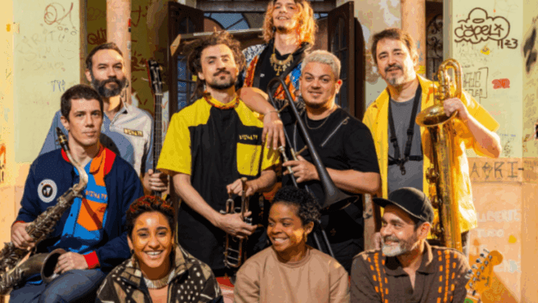 A cada novo trabalho fica difícil rotular que tipo de som faz a big band paulistana Bixiga 70