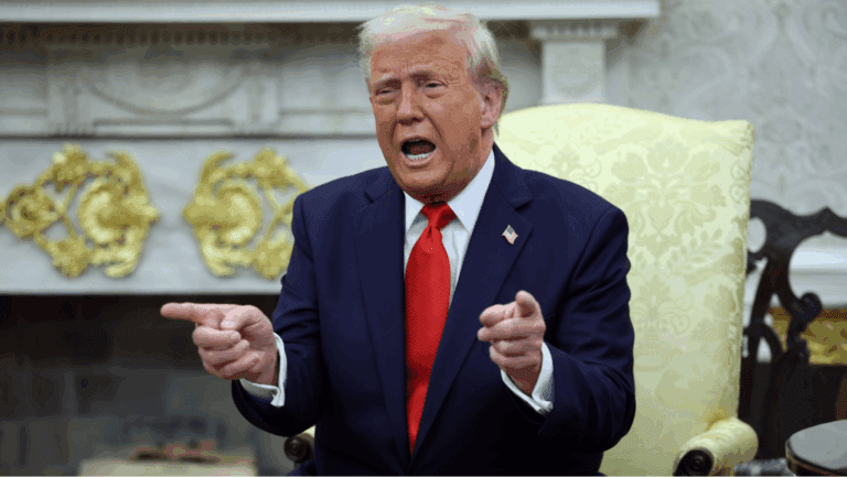 Donald Trump diz vai instituir uma “tarifa de 100%” sobre filmes produzidos fora dos EUA porque a “indústria americana está morrendo”