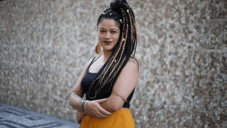  Autora best-seller Ryane Leão retorna com livro de poesias baseado no conceito de uma vida cíclica