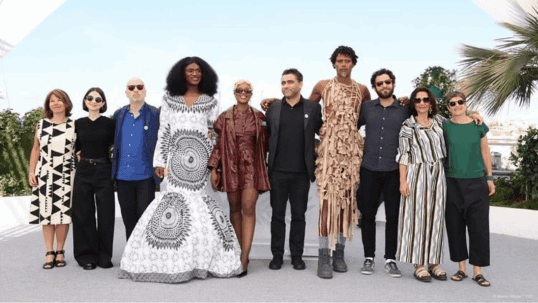 Com a estreia de "O Riso e a Faca", uma coprodução entre Brasil, Guiné-Bissau e Portugal, o 78º Festival de Cannes recebeu um dos filmes mais comentados da mostra Un Certain Regard