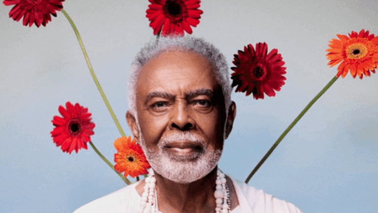 Quando migrou para São Paulo, em 1965, Gilberto Gil ainda não se dedicava inteiramente à música, mas foi na cidade que ele começou a mostrar o seu talento para todo o Brasil