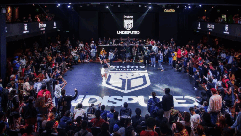 FUJIFILM instax™ Undisputed abre campeonato mundial de breaking em São Paulo 