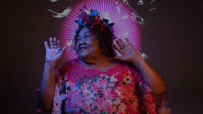 Dona Onete comemora seus 85 anos de idade presenteando os fãs com um novo disco, “Bagaceira”