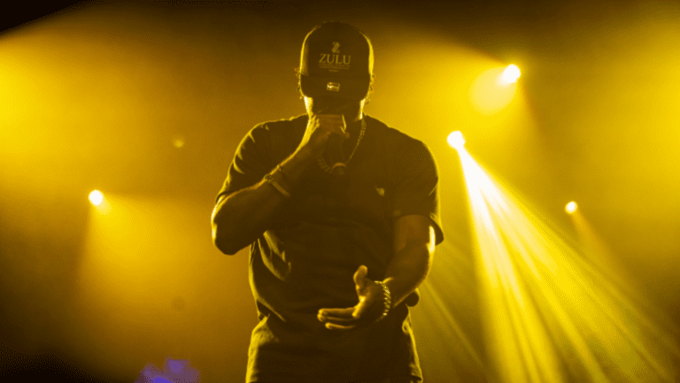 O rapper gaúcho Zudizilla é atração confirmada na próxima edição do Lollapalooza Brasil, evento que acontece nos dias 28, 29 e 30 de março de 2025